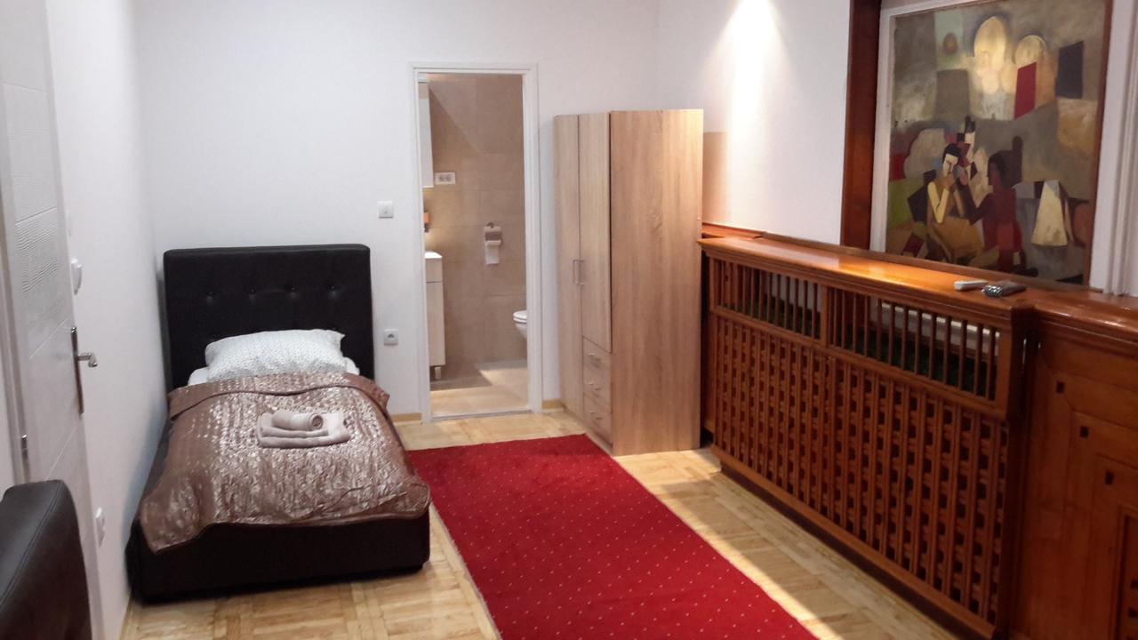 Fortezza Rooms นิส ภายนอก รูปภาพ