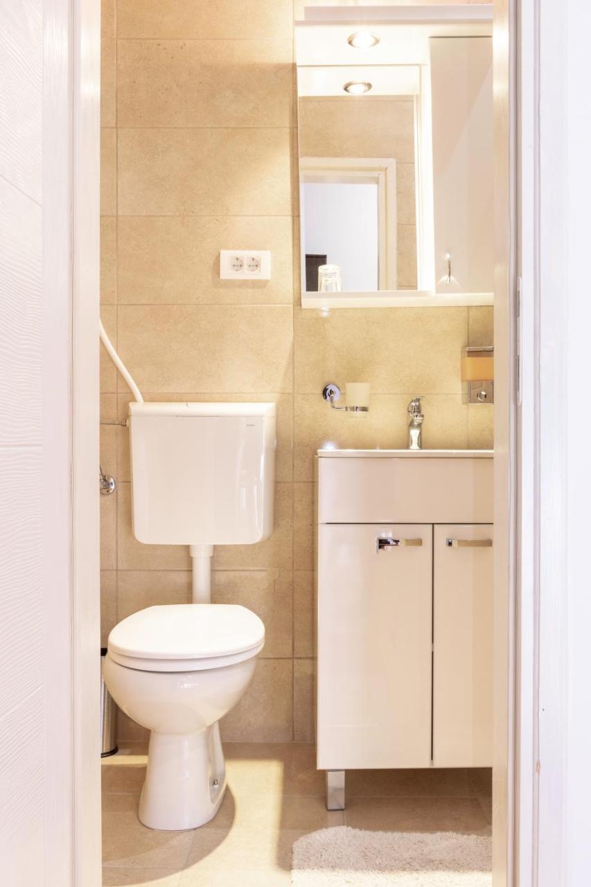 Fortezza Rooms นิส ภายนอก รูปภาพ